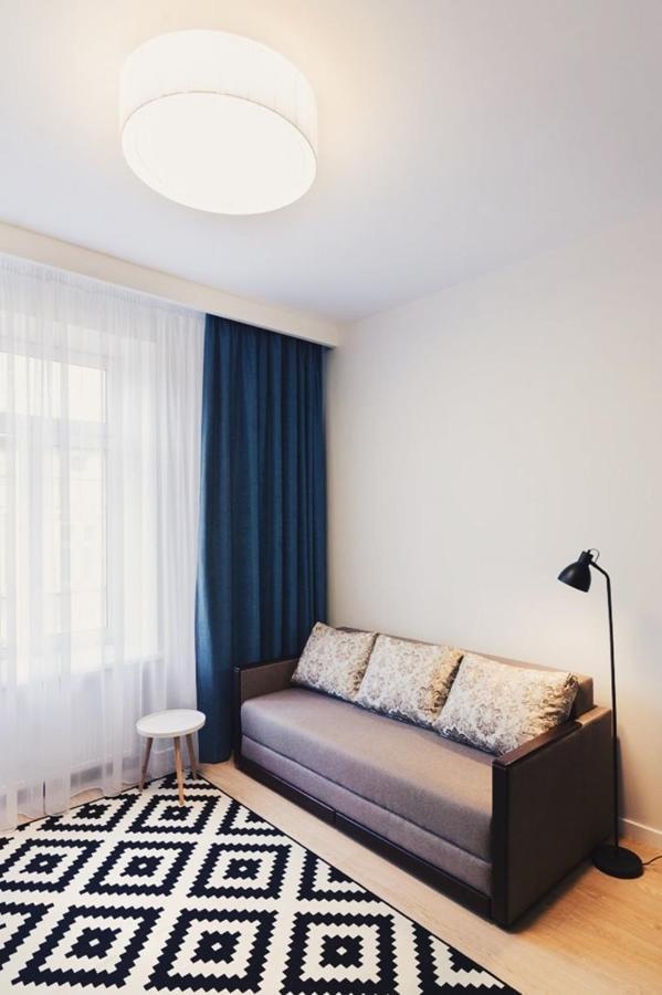 Appartement Cozy & New Furnished Flat In Old Town Of Lviv Extérieur photo